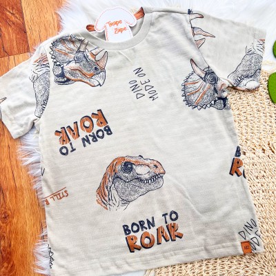 Conj. Camiseta Dino Mode On e Bermuda - Areia e Ferrugem
